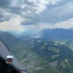 Flugwegposition um 12:53:30: Aufgenommen in der Nähe von Gemeinde Feistritz an der Gail, 9613 Feistritz an der Gail, Österreich in 1588 Meter